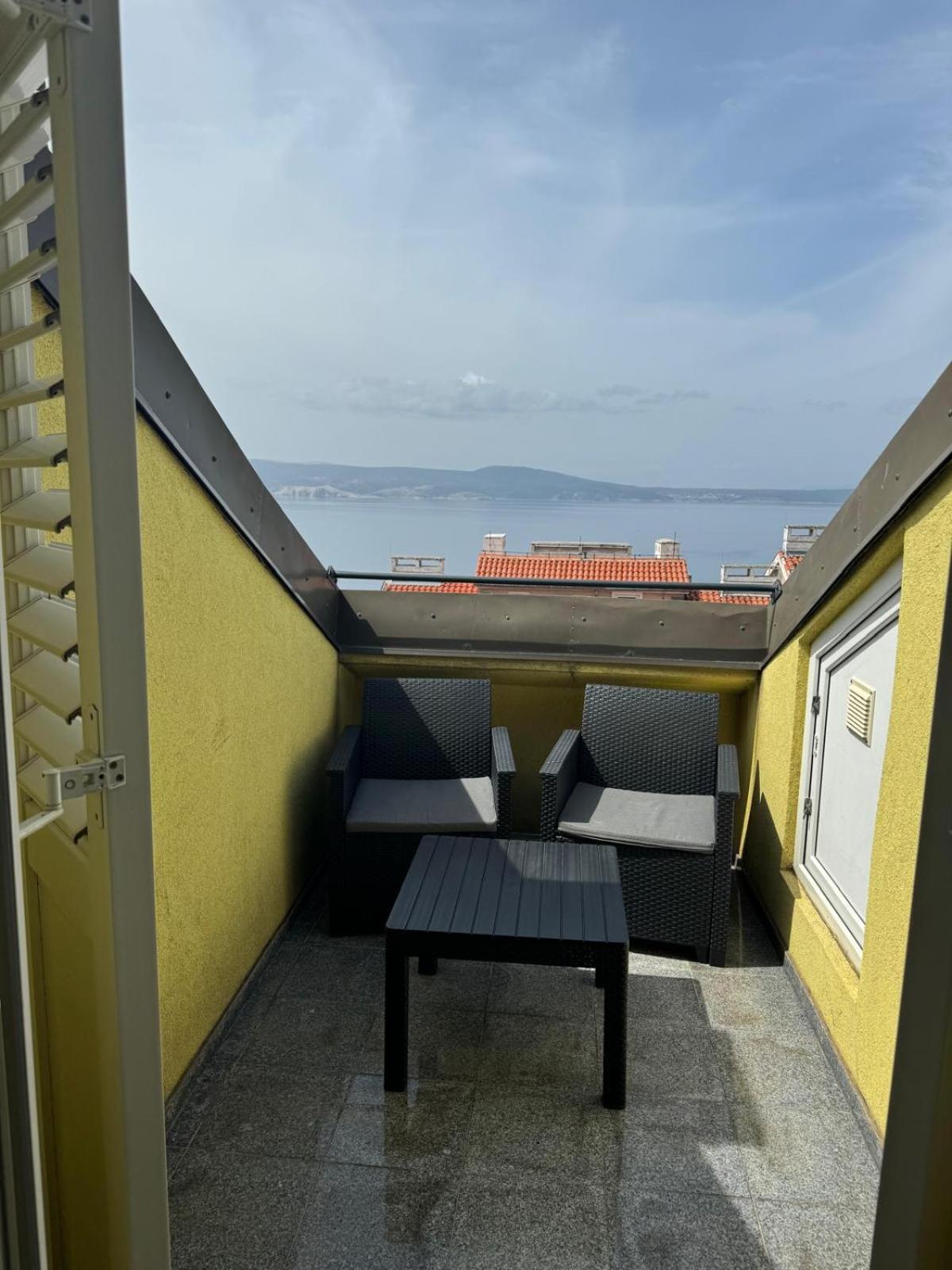 Appartement Haus Ella à Novi Vinodolski Extérieur photo