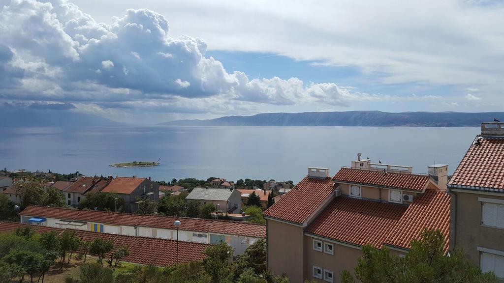 Appartement Haus Ella à Novi Vinodolski Extérieur photo